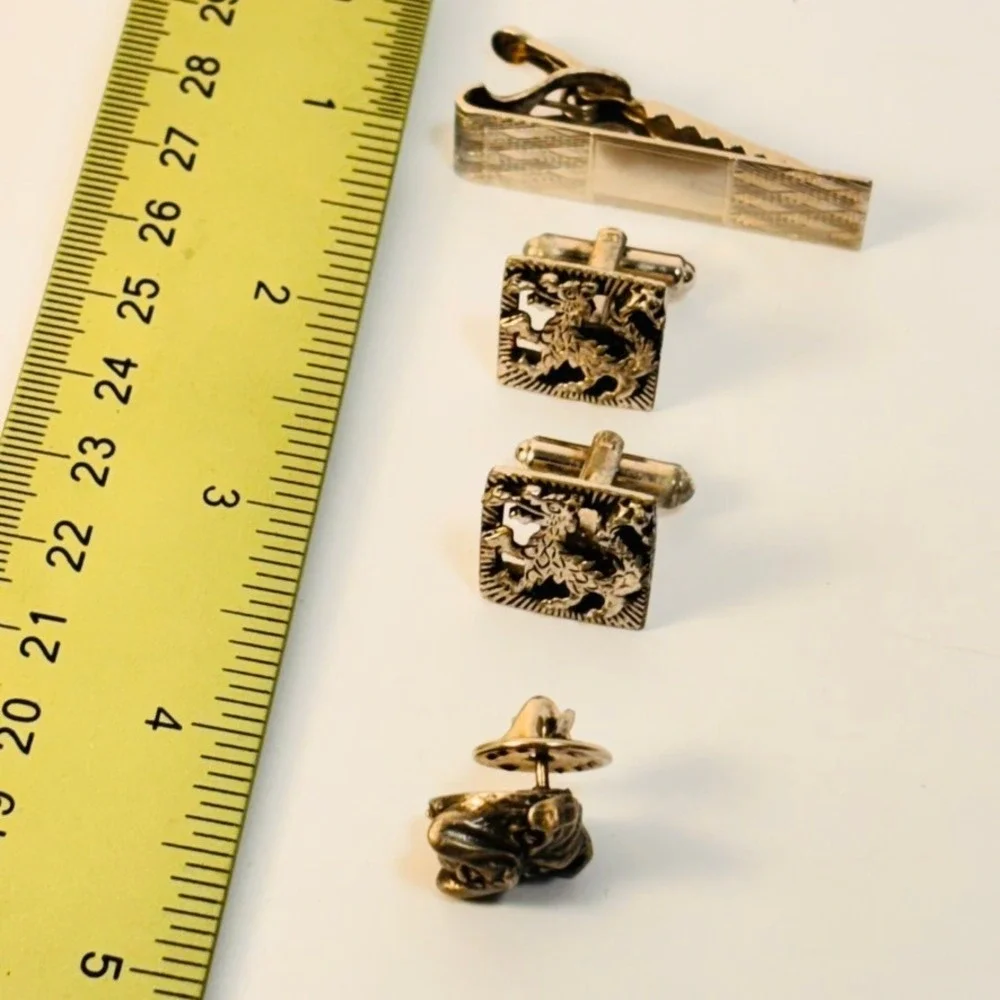 Vintage Griffin Cufflinks Bulldog Pin Tie Clip Set Silver Tone Dark Academia